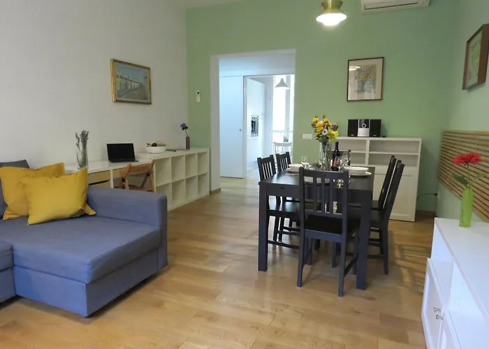 Santa Croce Apartments